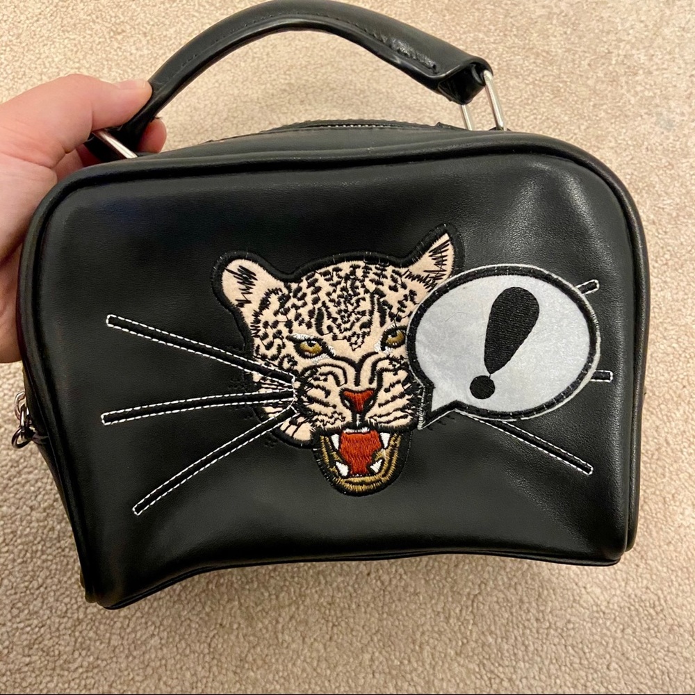Loud cheetah black handbag